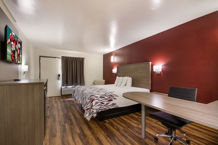 Room 33 of 34