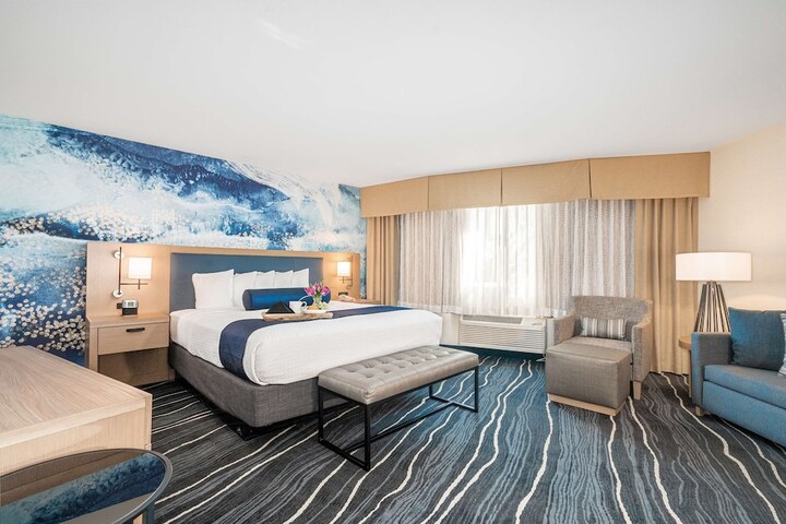 Room 40 of 60
