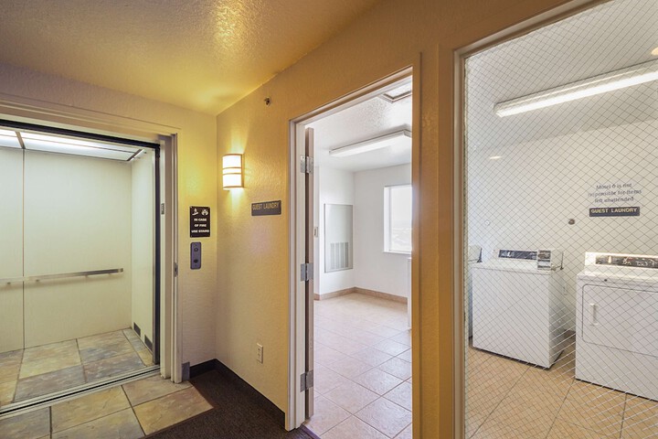 Room 42 of 58