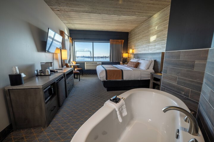 Pier B Resort