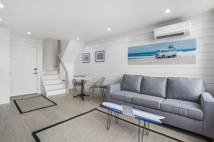 The Surf Club