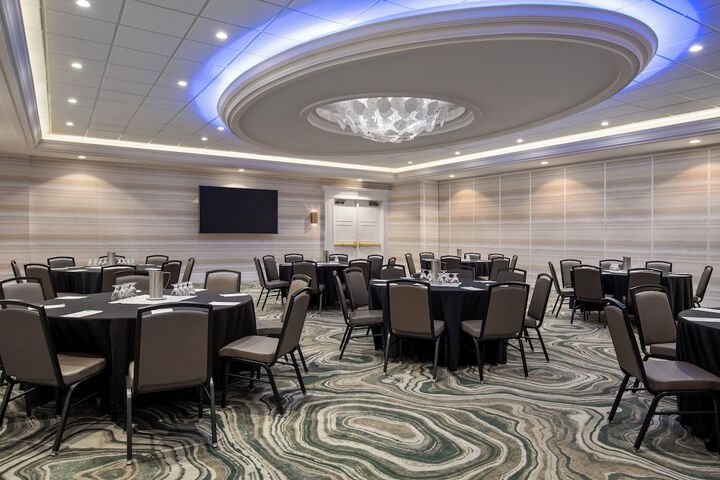 Holiday Inn Hotel & Suites St. Catharines Conference Center by IHG