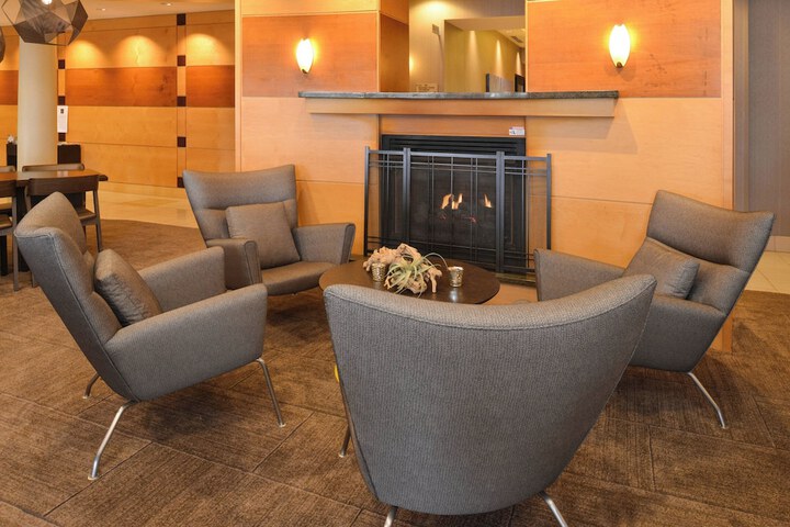 Hotel Interior 9 of 27