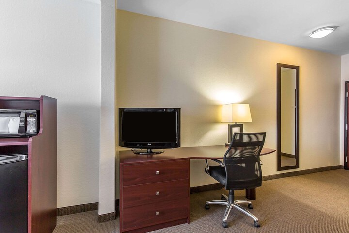 Room 22 of 35