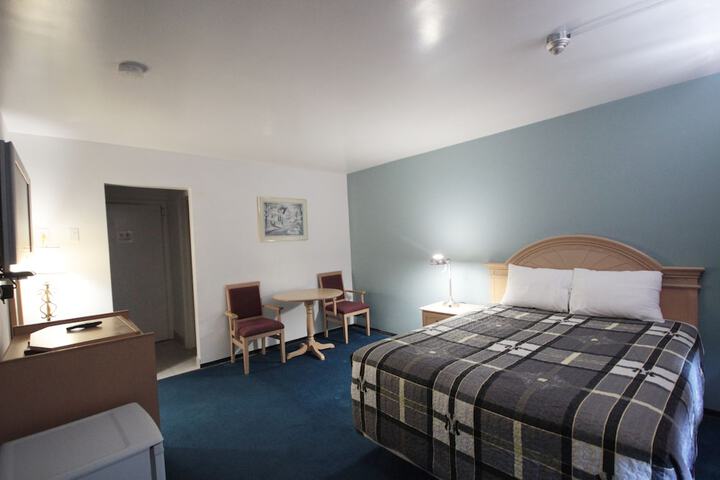 Room 22 of 43