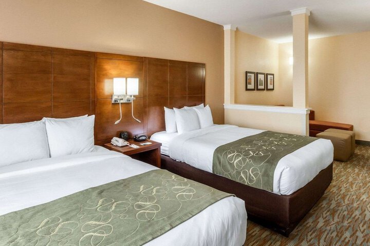 Comfort Suites Cotulla near I-35
