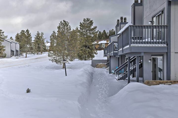 Cozy Fraser Mtn Retreat w / Shuttle to Winter Park