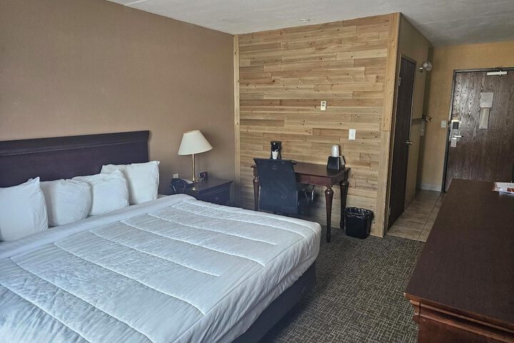 Room 13 of 54