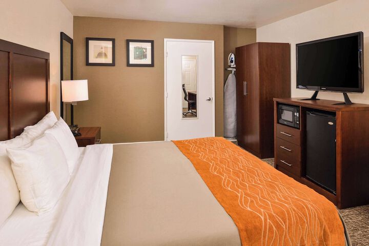 Room 17 of 48