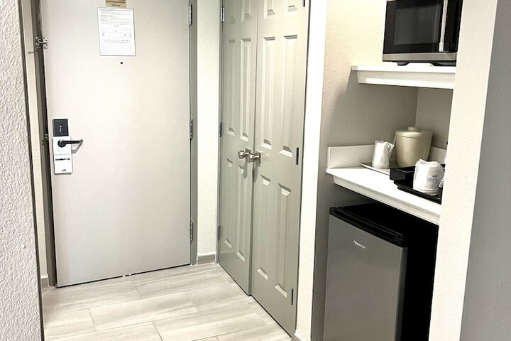 Holiday Inn Express Madison by IHG