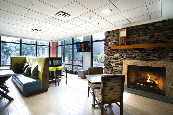 Hotel Interior 7 of 44