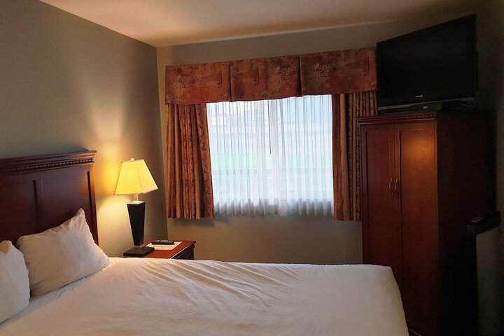 Room 65 of 99