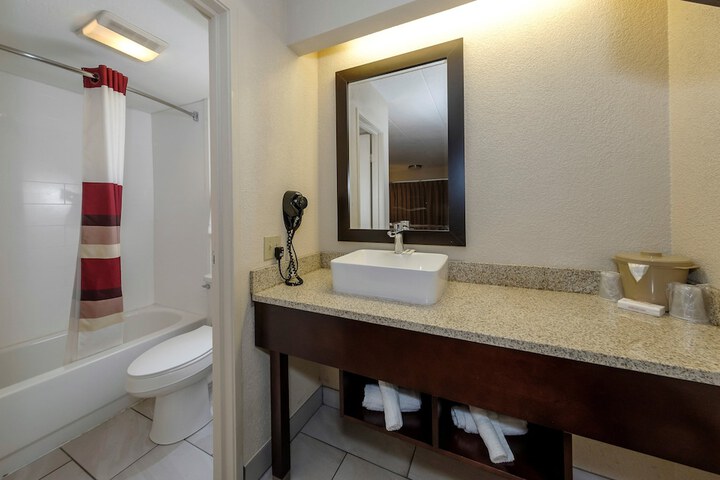 Room 18 of 23