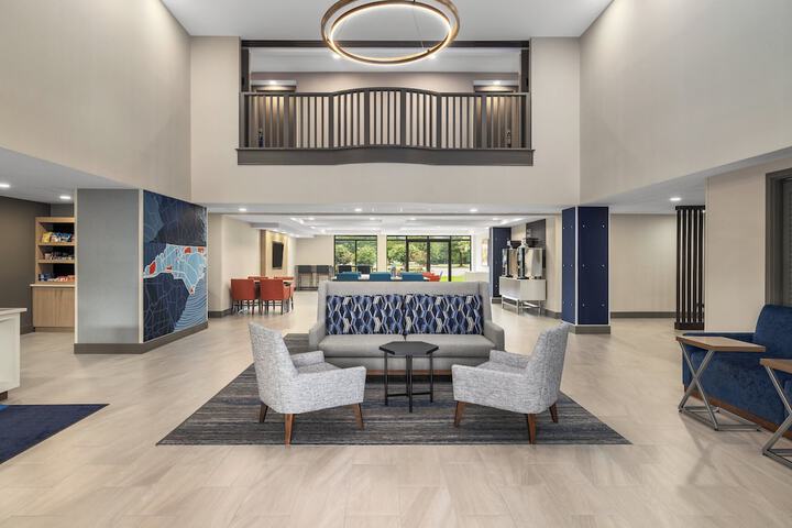 Holiday Inn Express Fayetteville – Fort Bragg by IHG