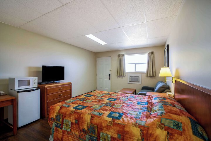 Room 22 of 36