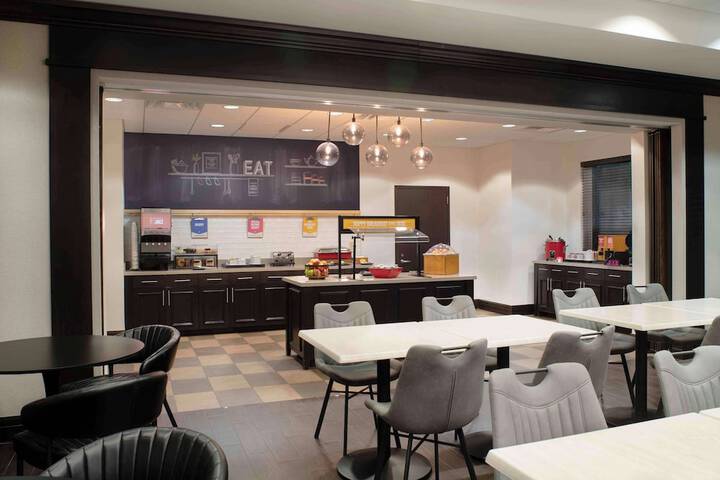 Hampton Inn Lewiston-Auburn