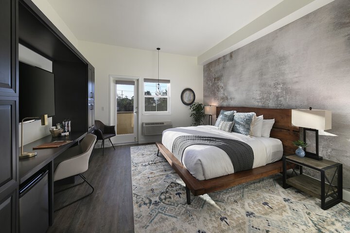 Room 19 of 41