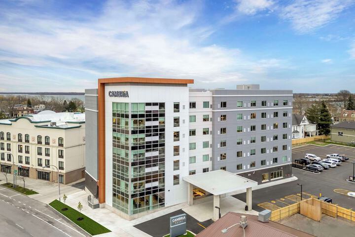 Cambria Hotel Niagara Falls