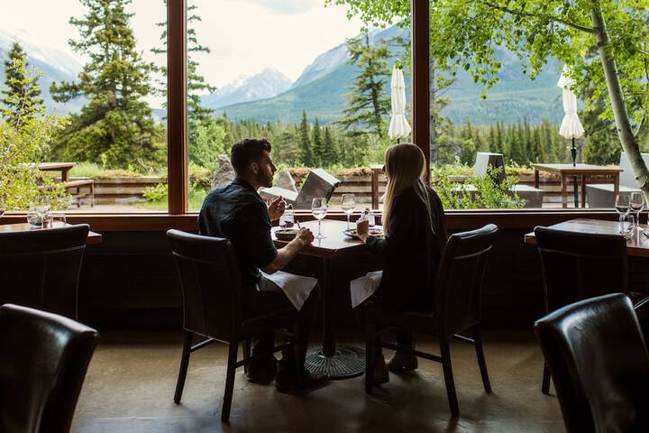 Dining 64 of 100