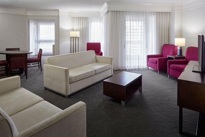 Room 14 of 73