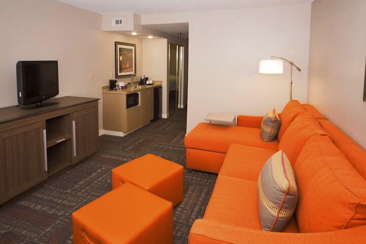Hampton Inn & Suites Valdosta / Conference Center