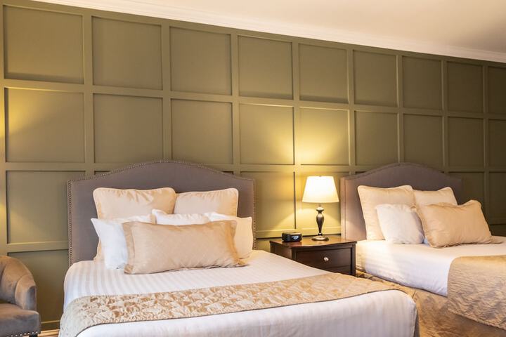 Grass Valley Courtyard Suites