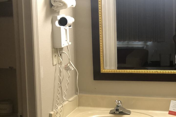 Room 26 of 35