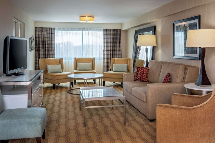 Embassy Suites by Hilton Boston Waltham