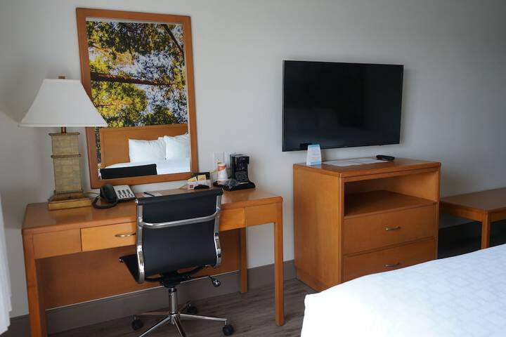Room 37 of 56