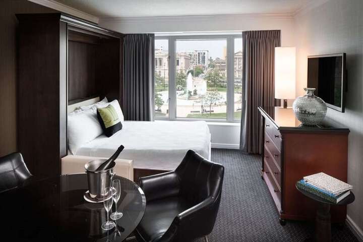 The Logan Philadelphia Curio Collection by Hilton