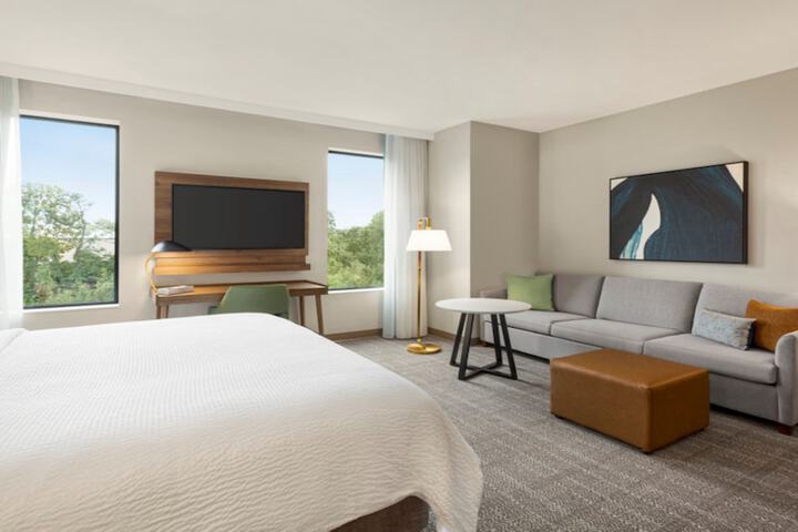 Room 25 of 53