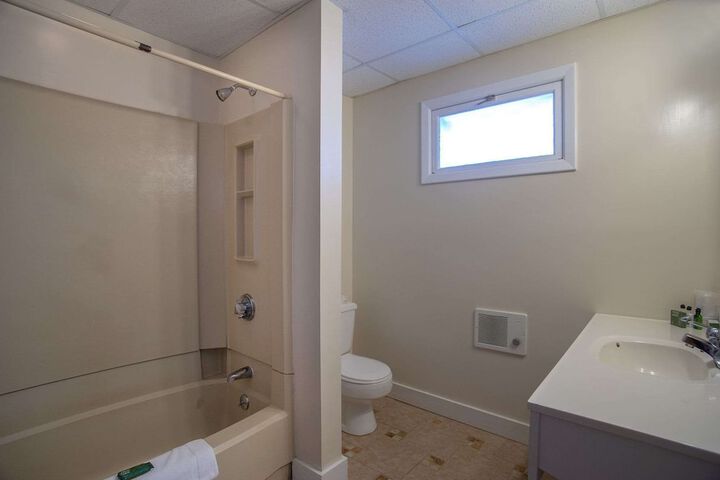 Room 131 of 247