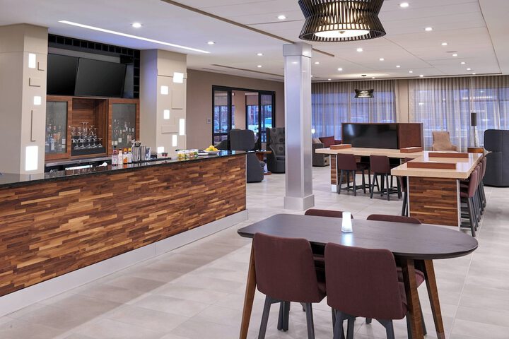 Courtyard by Marriott Jackson