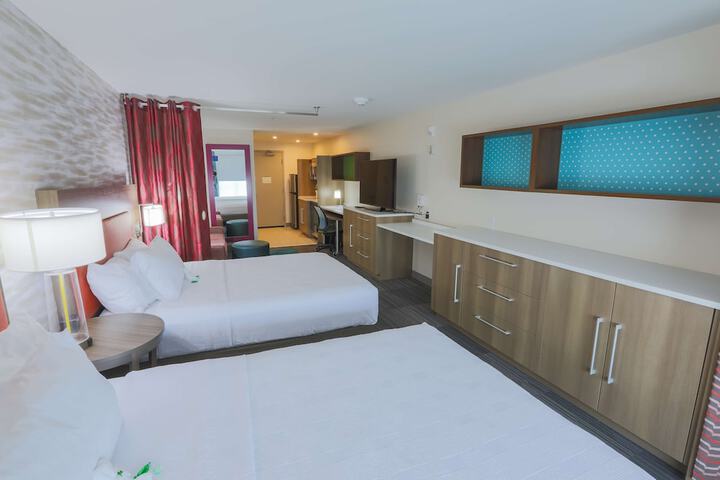 Room 49 of 83