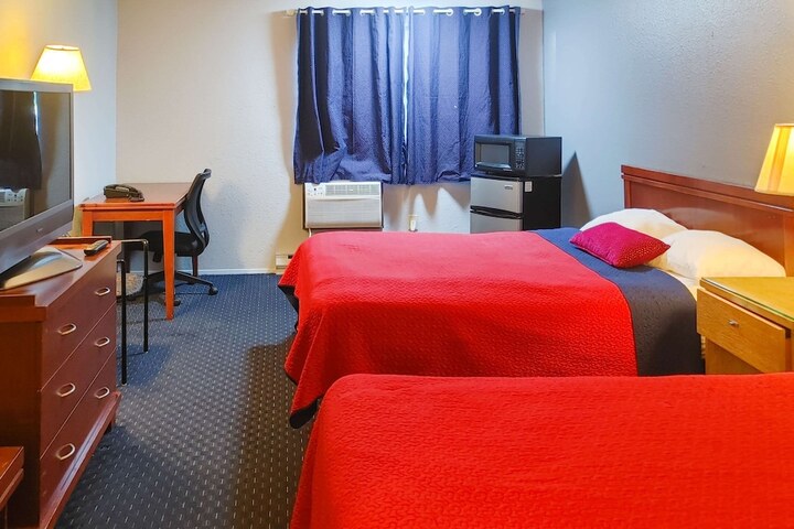 Room 5 of 13