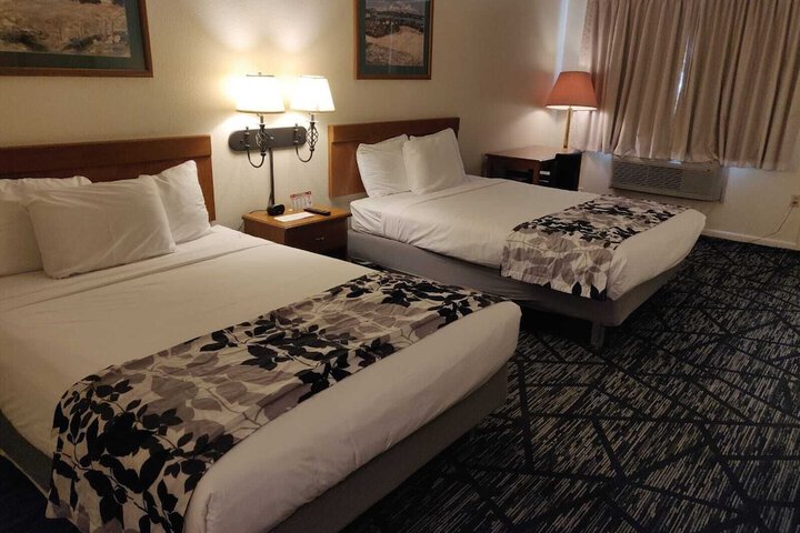 Room 21 of 31
