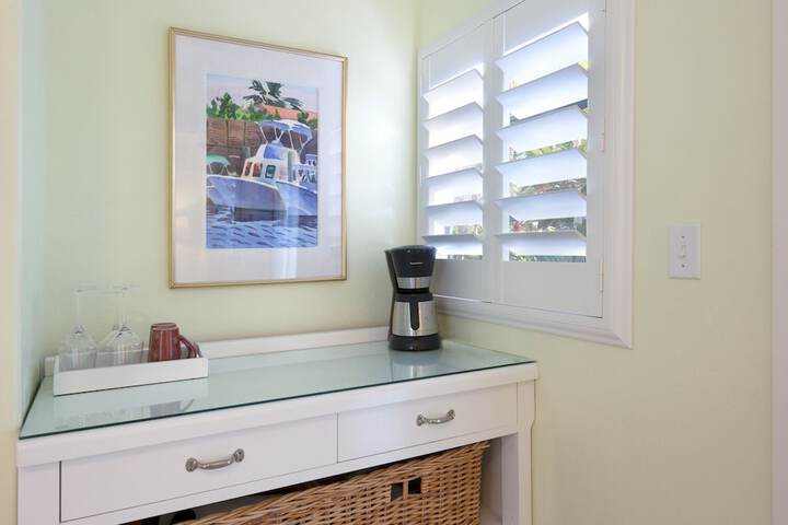 Kona Kai Resort and Gallery - Adults Only