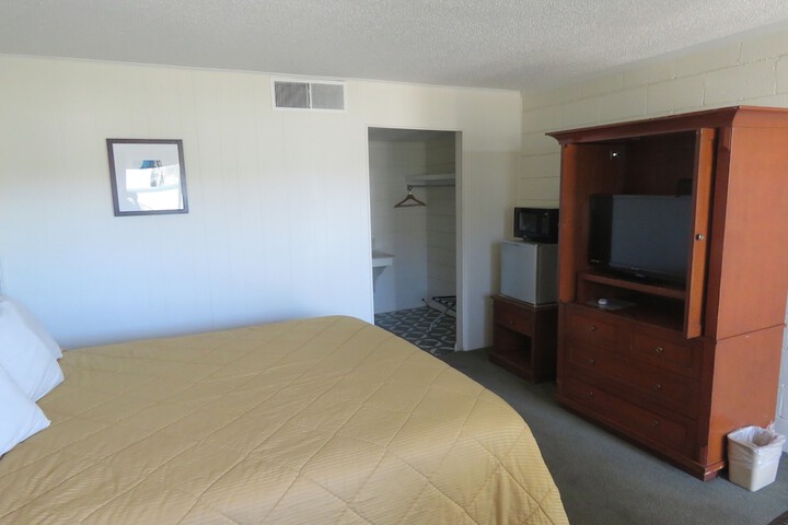 Room 40 of 60