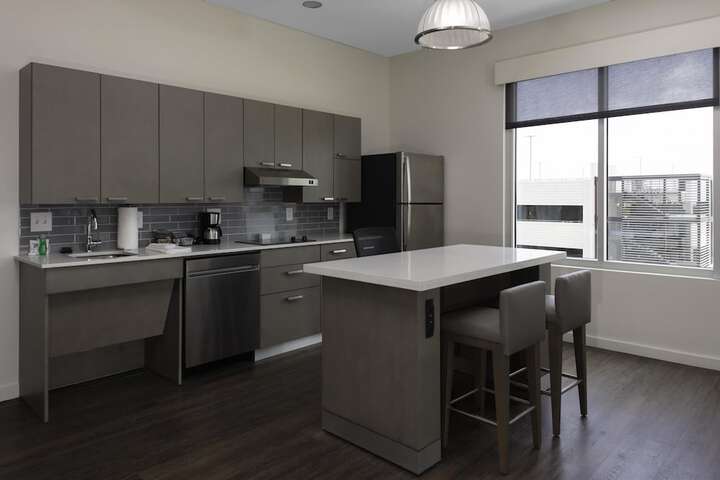 Hyatt House The Woodlands / Shenandoah