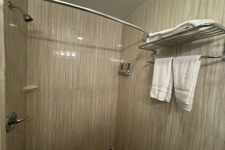 Room 29 of 45