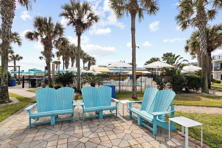 Seahorse Oceanfront Inn
