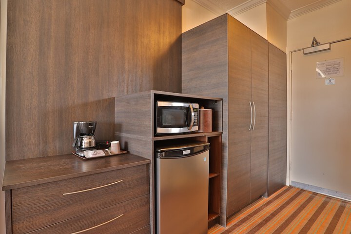 Room 43 of 51