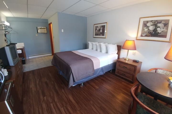 Room 20 of 23
