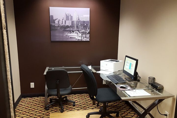 Business Center 37 of 42