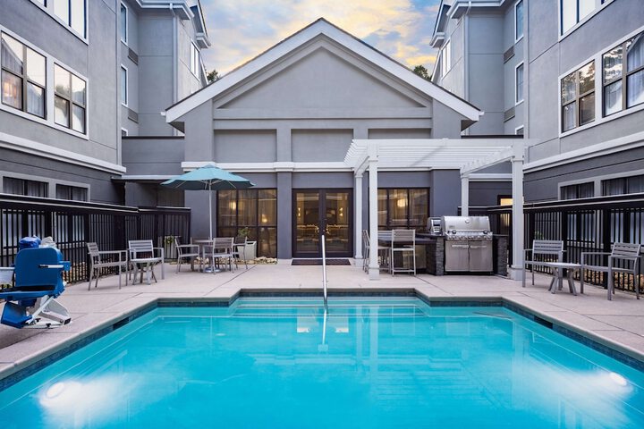 Pool 4 of 39