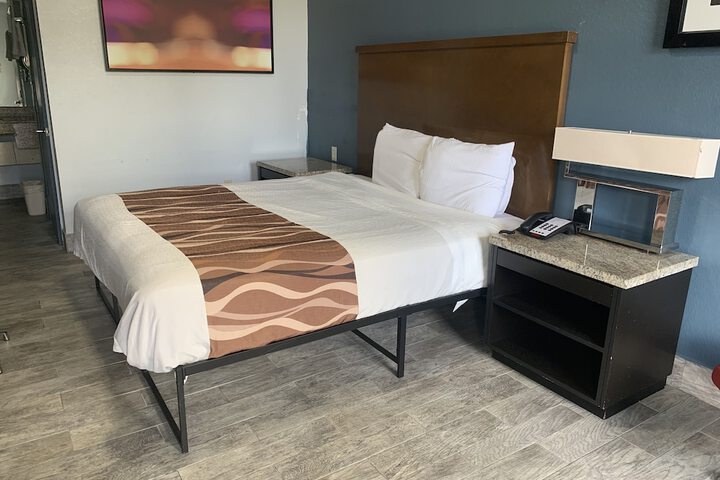 Room 29 of 44