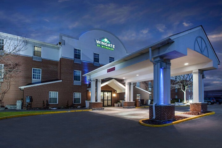 Wingate by Wyndham Roseville / Detroit
