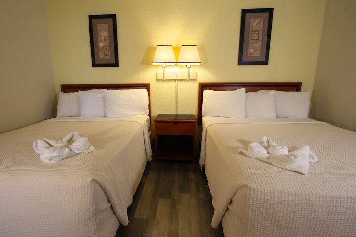 Room 12 of 43