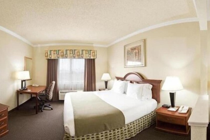 Room 20 of 40