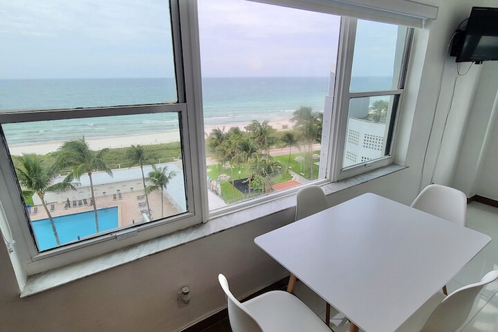 Room 152 of 278
